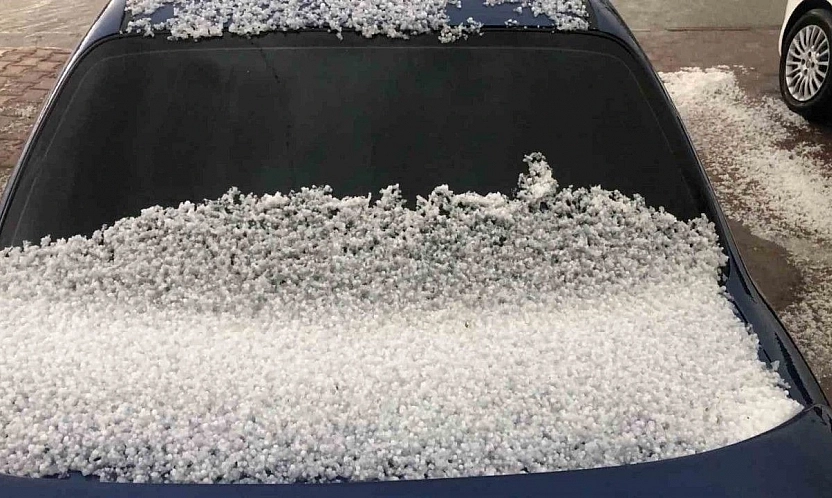 Elazığ'da Dolu Yağışı!