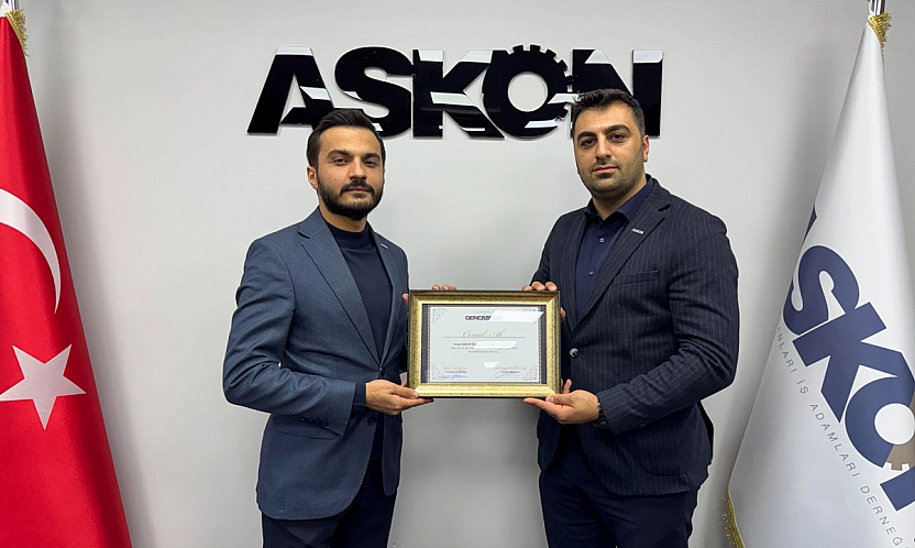 Genç Askon'da Bayrak Değişimi