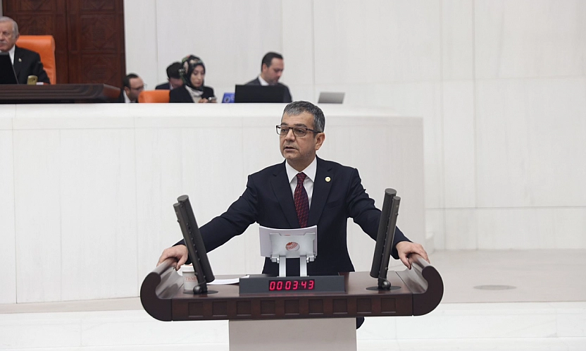 Keleş, Sağlık Çalışanlarını Unutmadı!