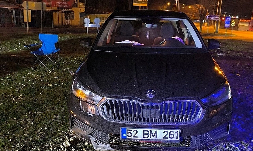 Kontrolü Kaybetti, Refüje Çıktı!