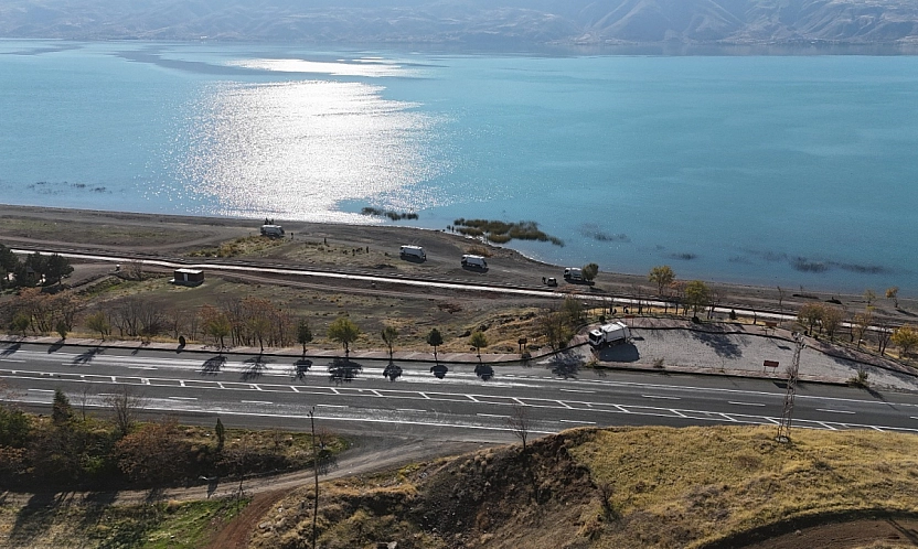 Vali Hatipoğlu Sivrice'de Kararlı!