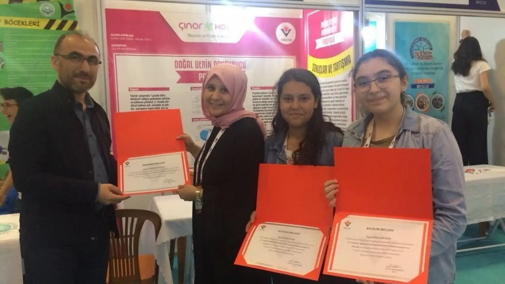 Çınar'lı öğrenciler Türkiye 3'üncüsü oldu 