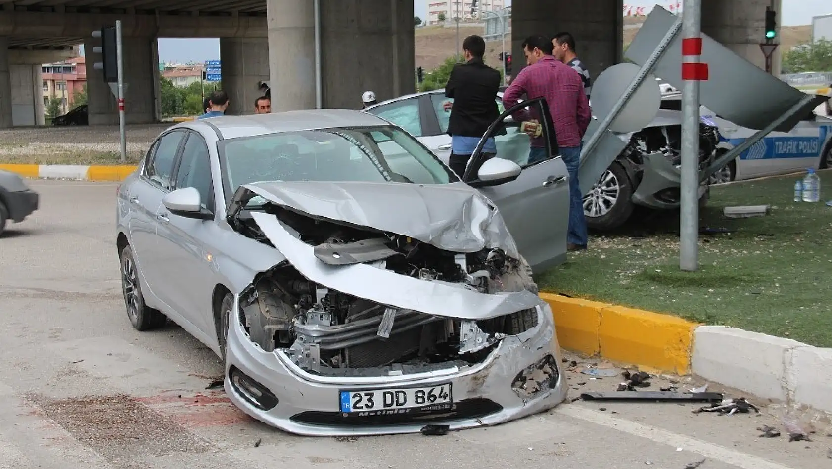 Elazığ'da trafik kazası: 4 yaralı 