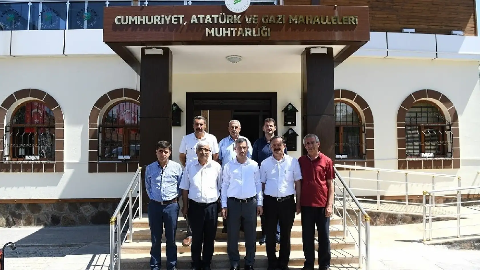Başkan Çınar, Yeşiltepe'de temizlik çalışmalarını inceledi 