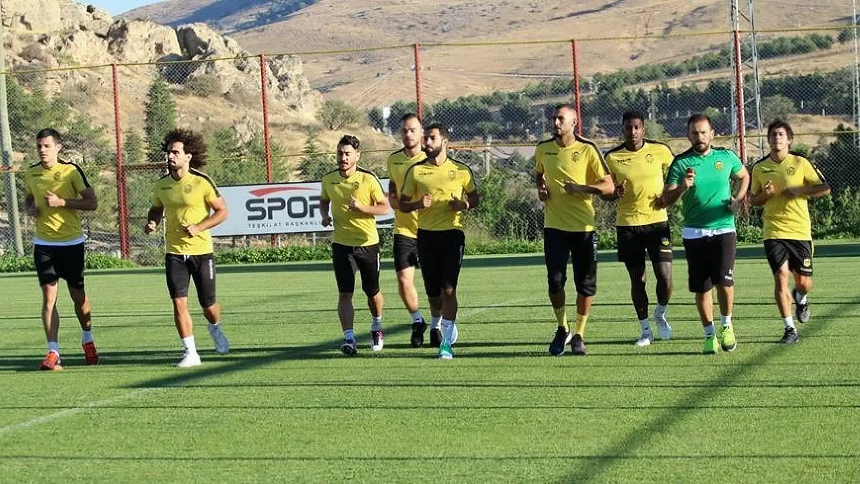 Evkur Yeni Malatyaspor, Çaykur Rizespor maçının hazırlıklarını tamamladı 