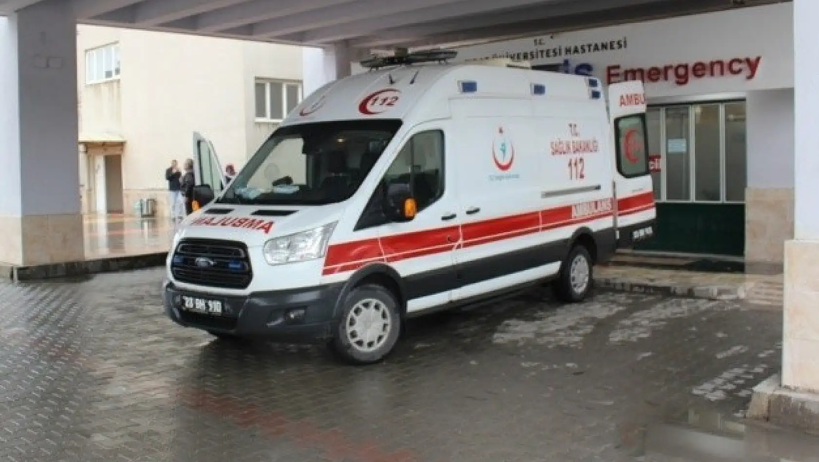 Elazığ'da 34 Öğrenci Hastaneye Kaldırıldı