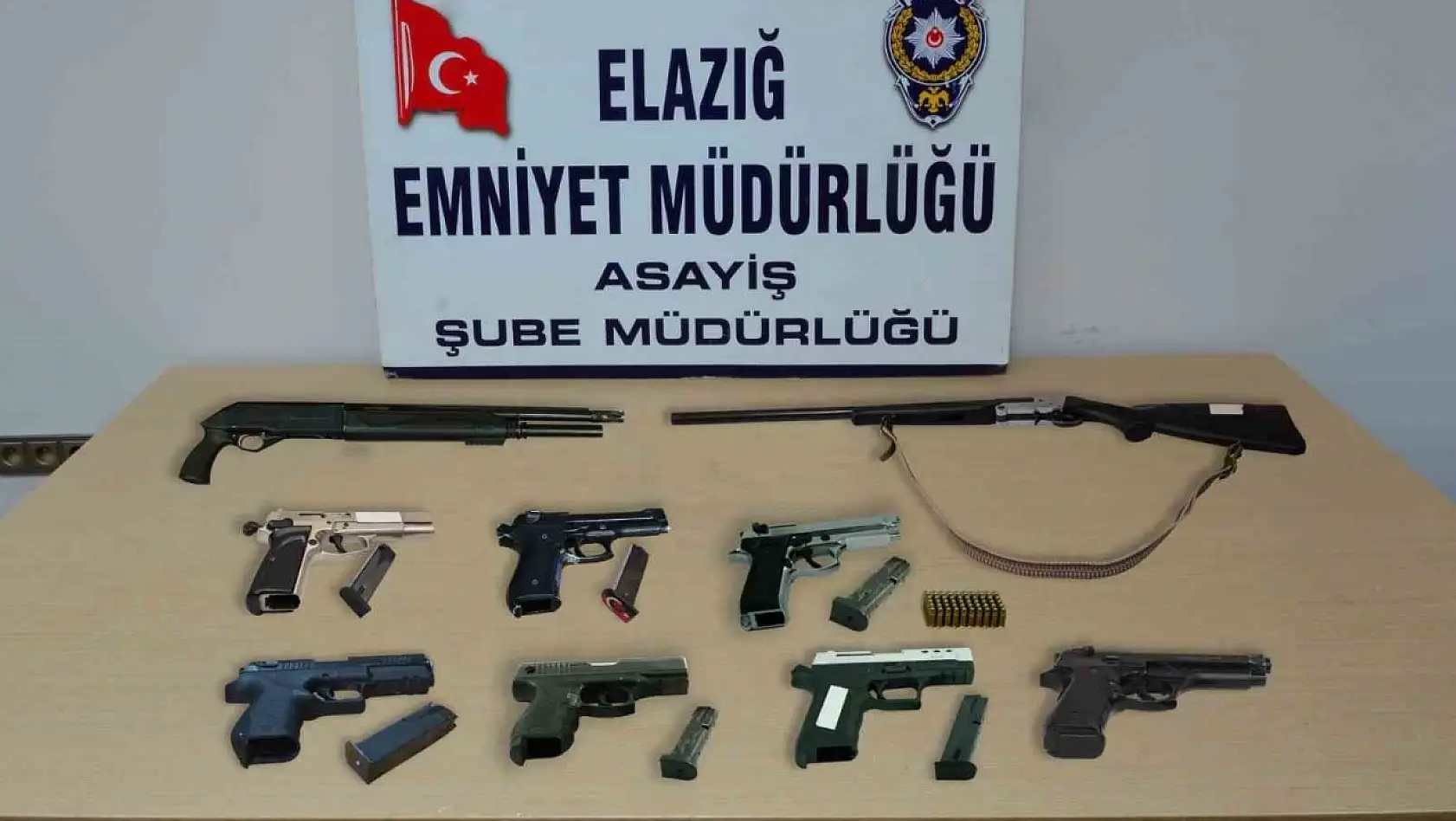 Elazığ'da 24 Şüpheli Tutuklandı