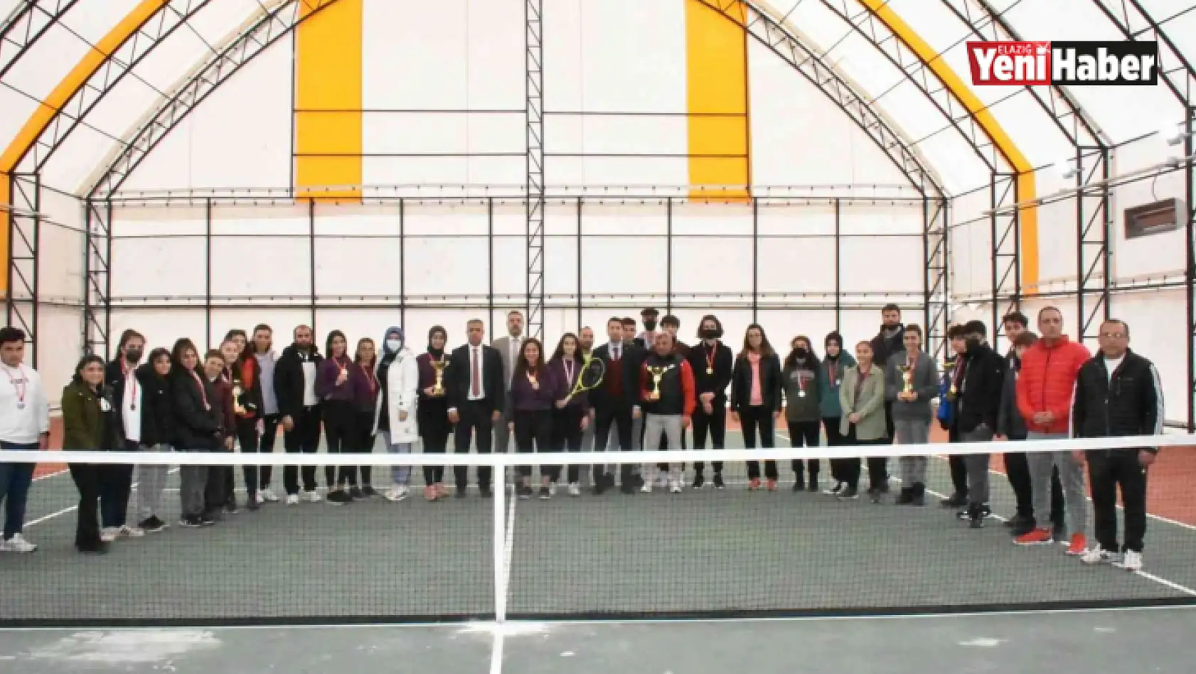 Elazığ'da tenis müsabakaları tamamlandı