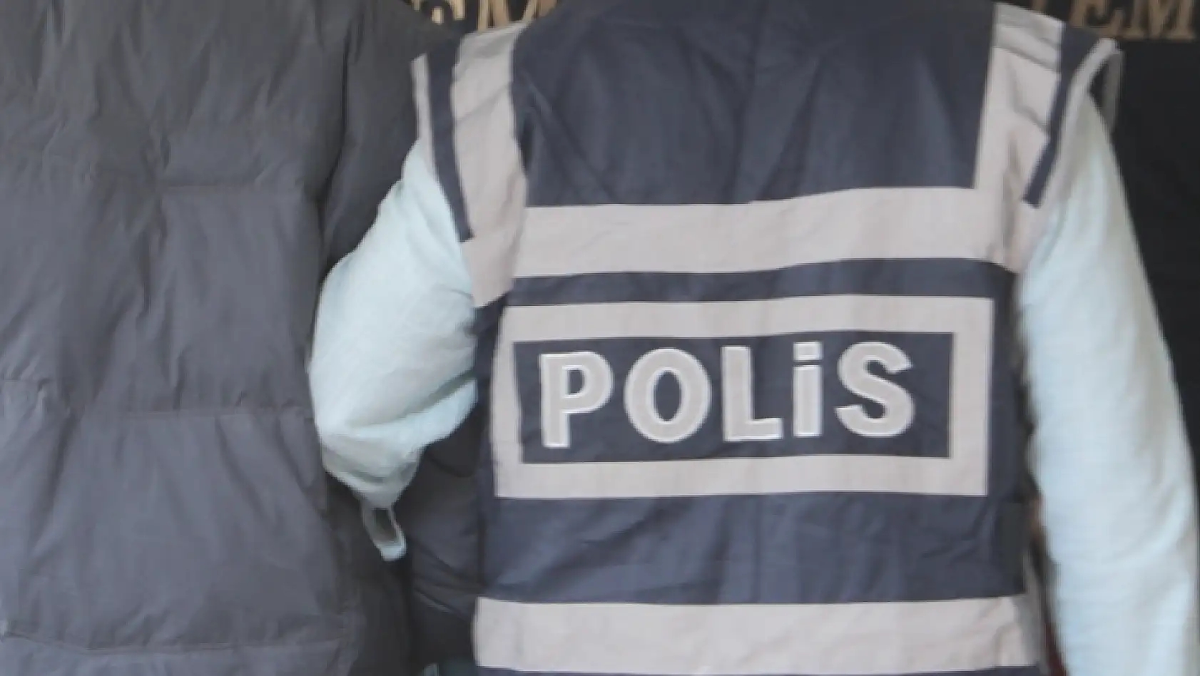FETÖ Operasyonunda 2 Kişi Tutuklandı