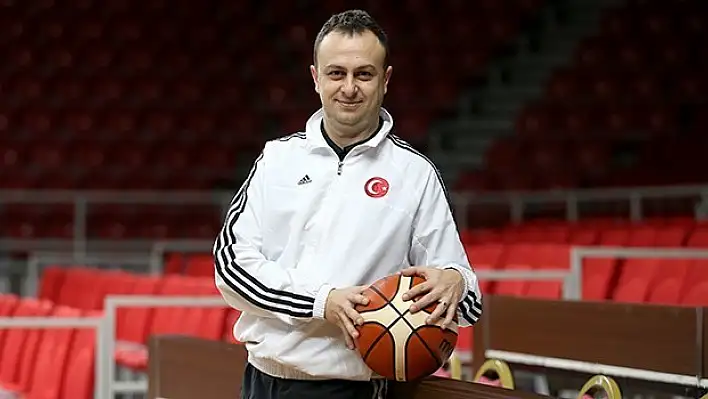 kadın basketbol takımının başına Acer getirildi