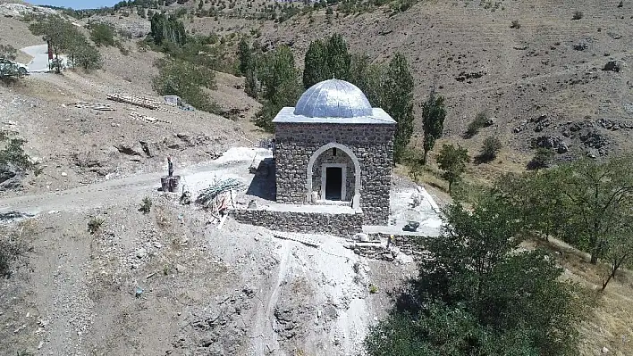 450 yıllık mescitte ilk namaz için gün sayılıyor