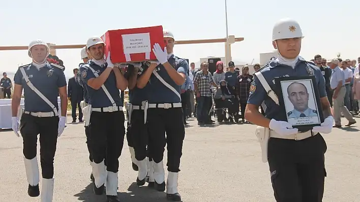 Şehit olan polis, son yolculuğuna uğurlandı