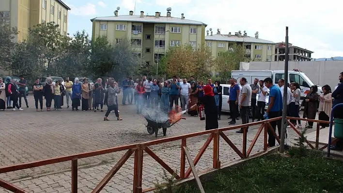 Çağrı merkezinde deprem tatbikatı yapıldı 