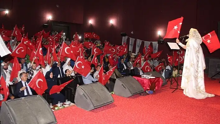 'Malazgirt'ten Çanakkale'ye Kahraman Kadınlarımız'