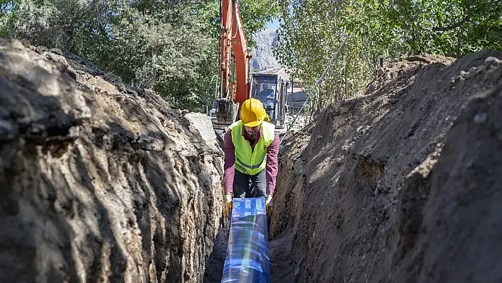 Darende'ye 8 bin 750 metrelik kanalizasyon altyapısı 