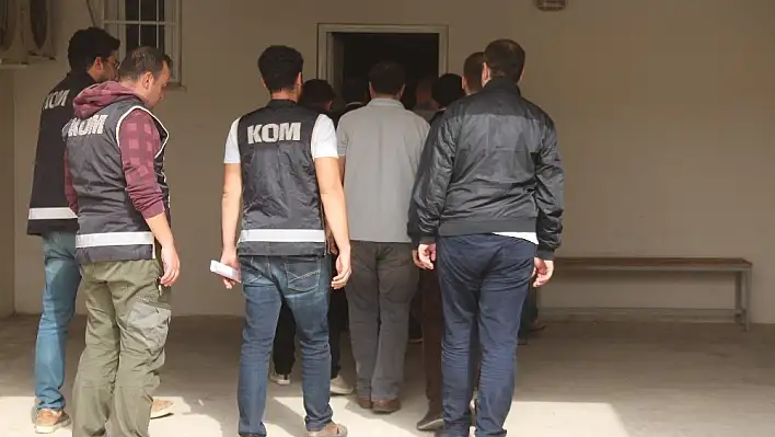 Elazığ'da FETÖ operasyonu