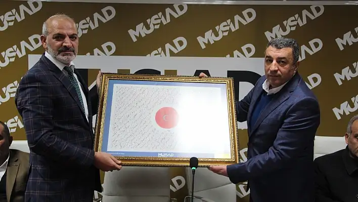 MÜSİAD 'Dost Meclisi'nin' Konuğu Ticaret Borsası Başkanı Ramazan Özcan oldu 