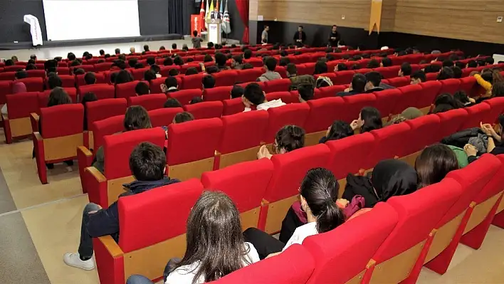 'Sağlıklı Nesiller' Semineri Düzenlendi