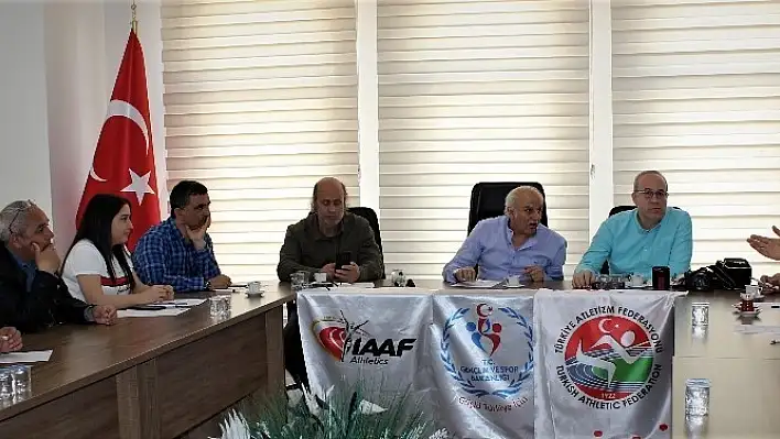Çocuk Atletizmi Karar Grubu Toplantısı Elazığ'da