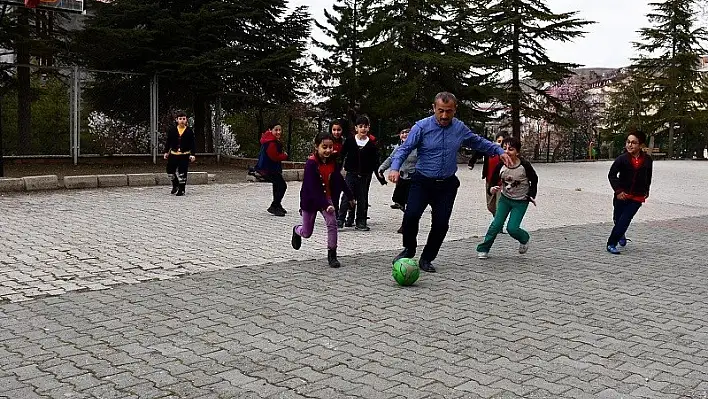 Vali Sonel'den Pertek İlçesi ziyareti 