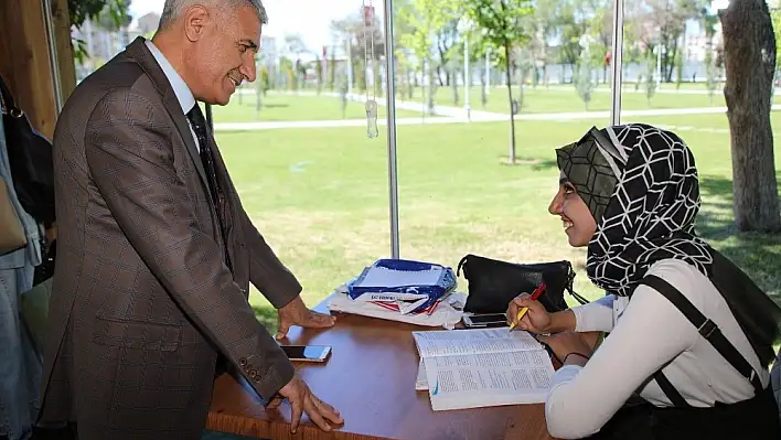 Başkan Güder gençlerle bir araya geldi 