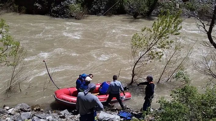 Coşan Nehir, Ekiplere Zor Anlar Yaşattı