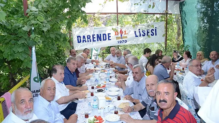 Darende Lisesi 77-78 mezunları hasret giderdi 