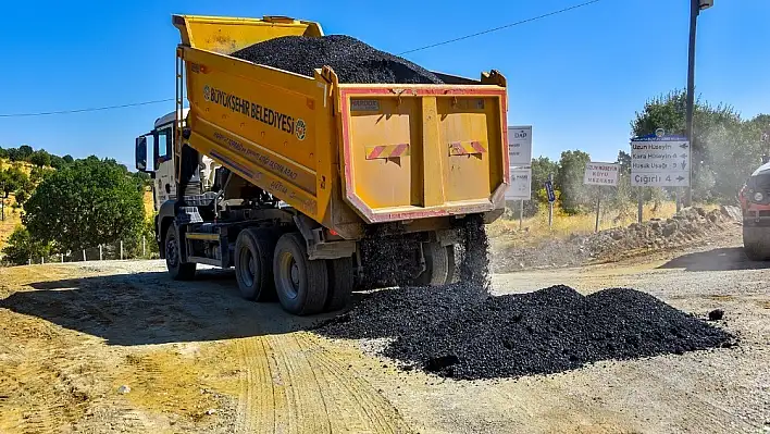 Kale' de yol açma, genişletme ve asfaltlama çalışmaları yapılıyor 