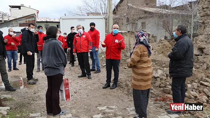 Vali Yırık, İhtiyaç Sahibi Vatandaşları İhmal Etmiyor