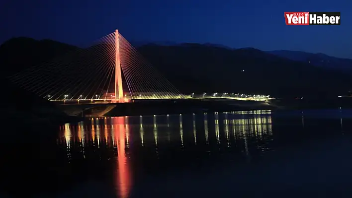 Kömürhan Köprüsü Gece Işıklandırmalarıyla Bir Başka Güzel