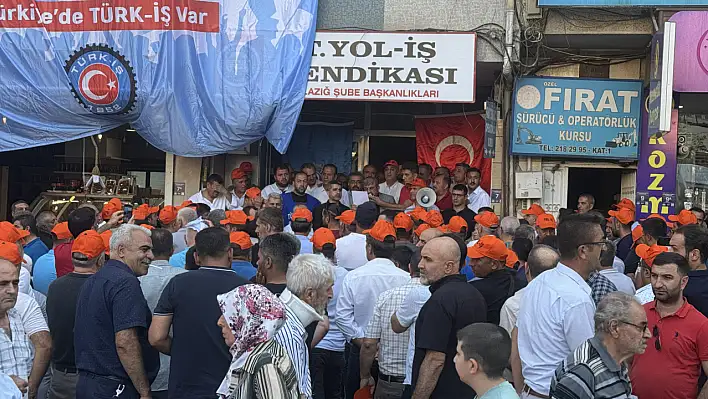 Elazığ'da İşçiler Geçinemiyoruz Dedi!