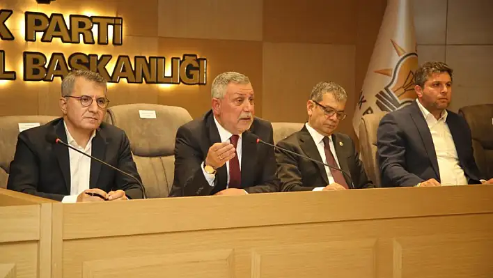 AK Parti'de İstişare Toplantısı