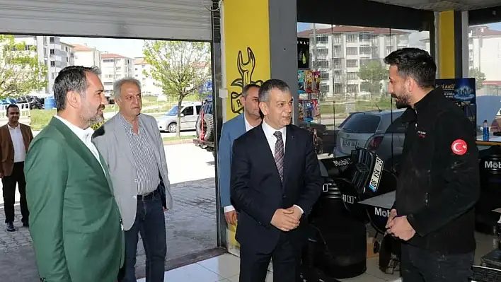 'AK Partinin Yanında Durmalıyız'