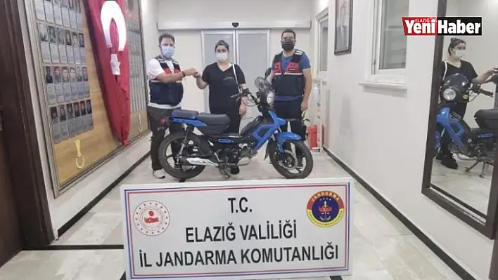 Çalınan Motosiklet Jandarma Tarafından Bulunarak Sahibine Teslim Edildi