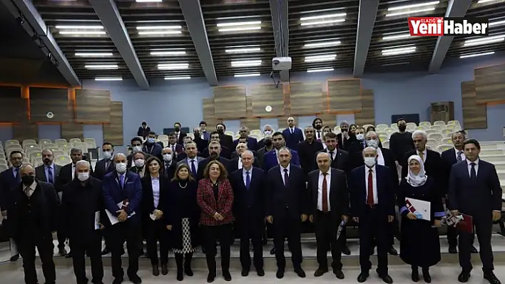 Dünyanın en etkili bilim insanları listesine giren akademisyenlere teşekkür belgesi verildi