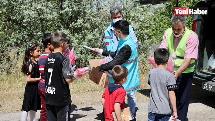 Elazığ Belediyesi Bayramda Çocukları Unutmadı