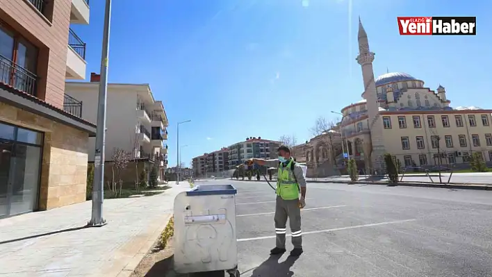 Elazığ Belediyesi larva ilaçlama çalışmalarını sürdürüyor