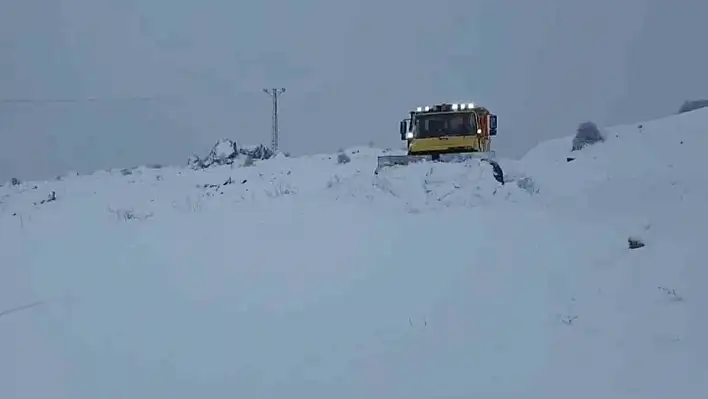 Köy Yolları Ulaşıma Kapandı