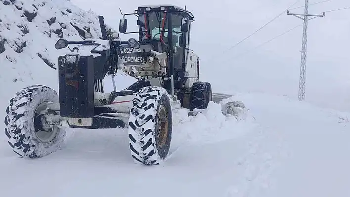 Beş Köy Yolu Ulaşıma Kapandı