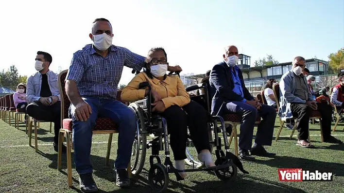 Elazığ'da 80 adet akülü araç verildi