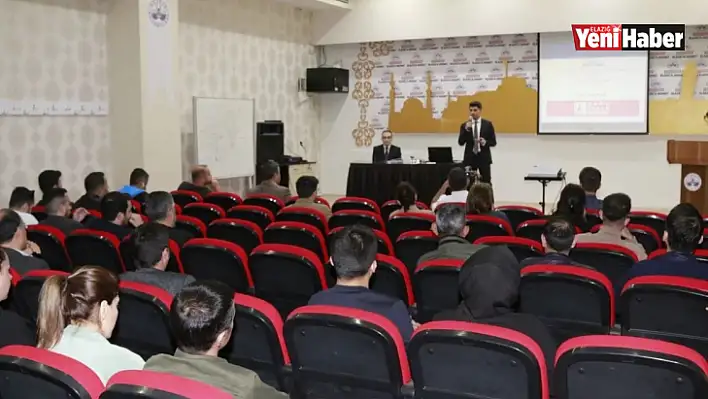 Elazığ'da belediye personeline Kamu İhale Kanunu eğitimi verildi