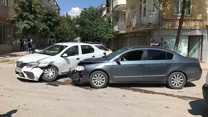 Elazığ'da 300 Yaralı, 5 Ölü!