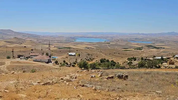 Elazığ'da bir köy ve mezralarında su sorunu giderildi