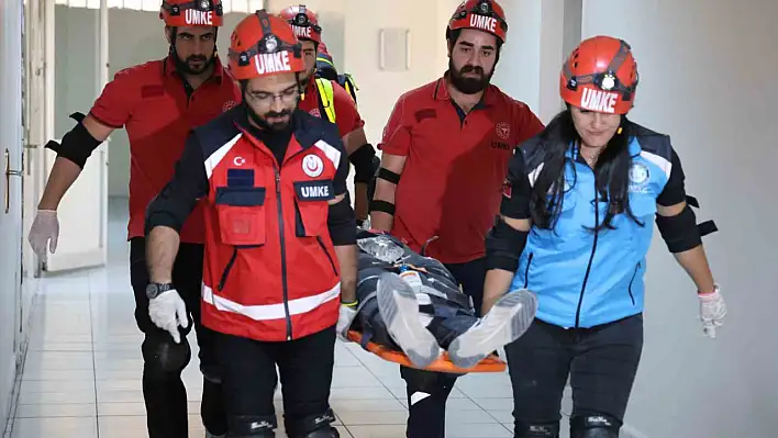 Deprem ve Yangın Tatbikatı Yapıldı