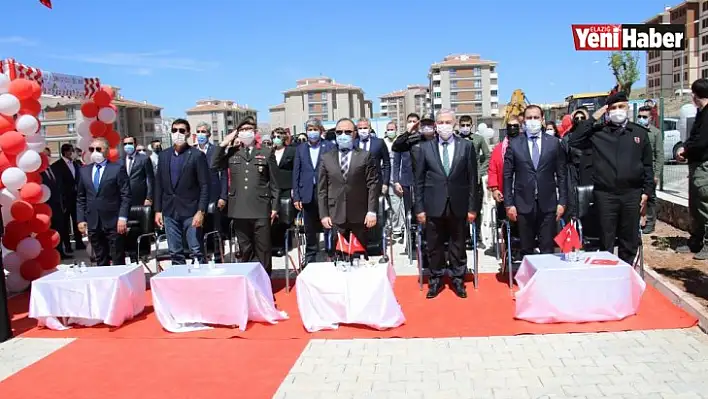 Elazığ'da Depremin Yaraları Sarılıyor