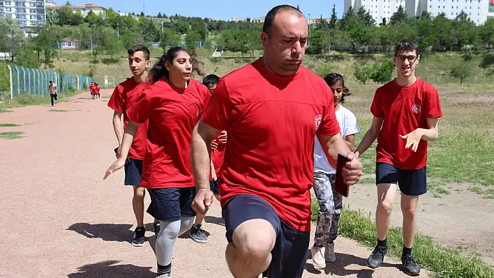 Elazığ'da Engeller Sporla Aşılıyor