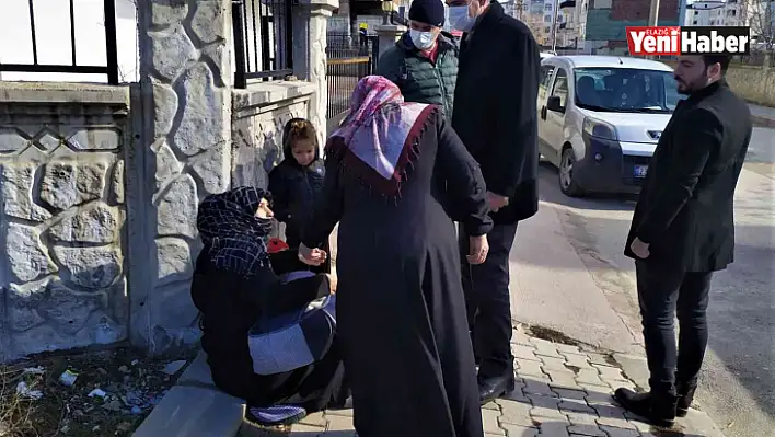 Elazığ'da ilginç olay: Zabıta dilenciyi yakaladı, vatandaş hala para vermeye çalıştı