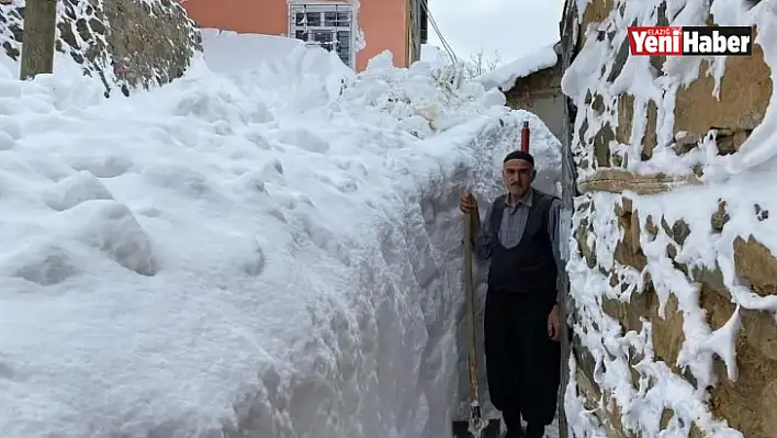 Palu'da Kar Kalınlığı 2 Buçuk Metreyi Buldu