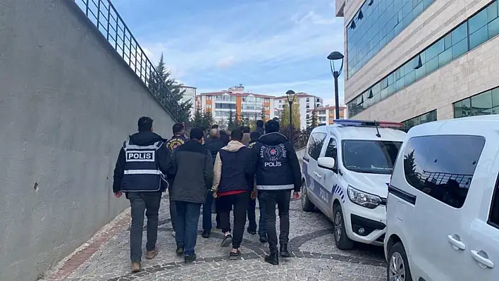 Elazığ Polisi Affetmiyor!