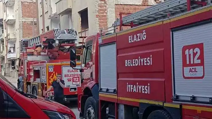 Elazığ'da Korkutan Yangın